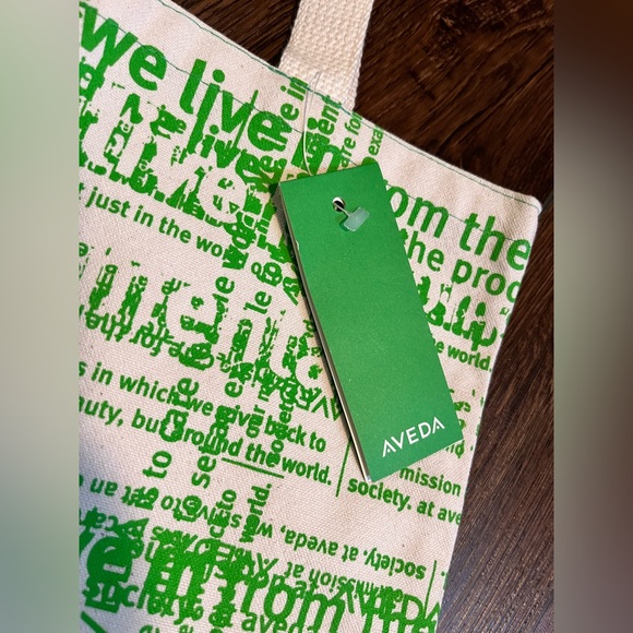 NWT AVEDA Certified Organic Cotton tote. Green & ivory. - Picture 3 of 9